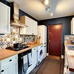 2 Bed In Oc-j30368 펜션 앰브시
