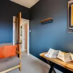 2 Bed In Oc-j30368 펜션 앰브시