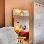 2 Bed In Oc-j30368